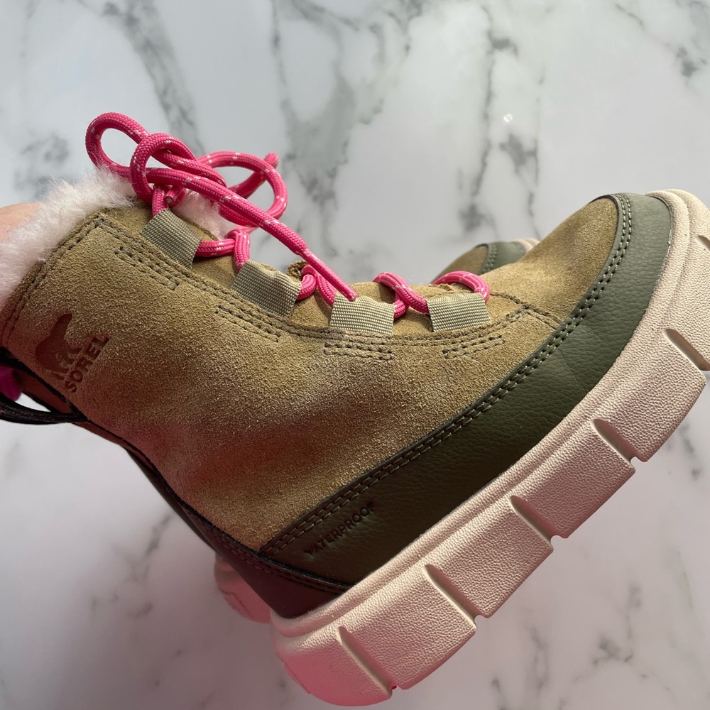 Sorel Kids' Olive and Pink Boots
